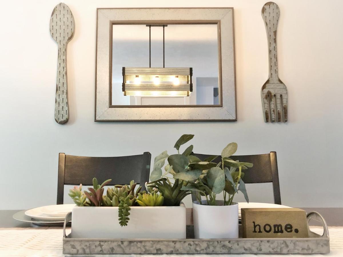 טראוורס סיטי “Hygge” 3Bdr Townhouse, Close To Beach, Park & Wineries! מראה חיצוני תמונה